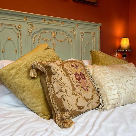Chez Vivienne Hotel อิลคลีย์ ภายนอก รูปภาพ