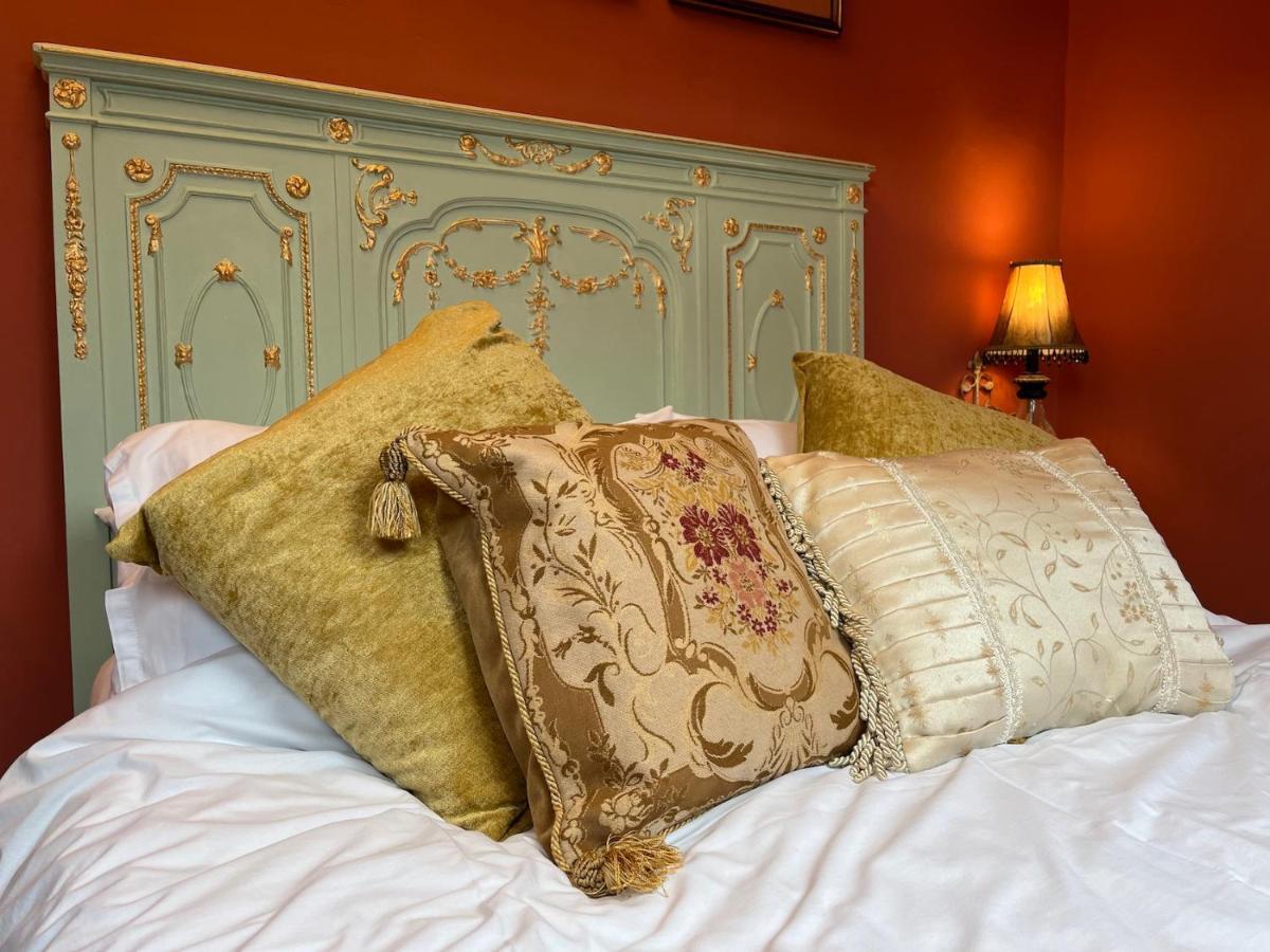 Chez Vivienne Hotel อิลคลีย์ ภายนอก รูปภาพ
