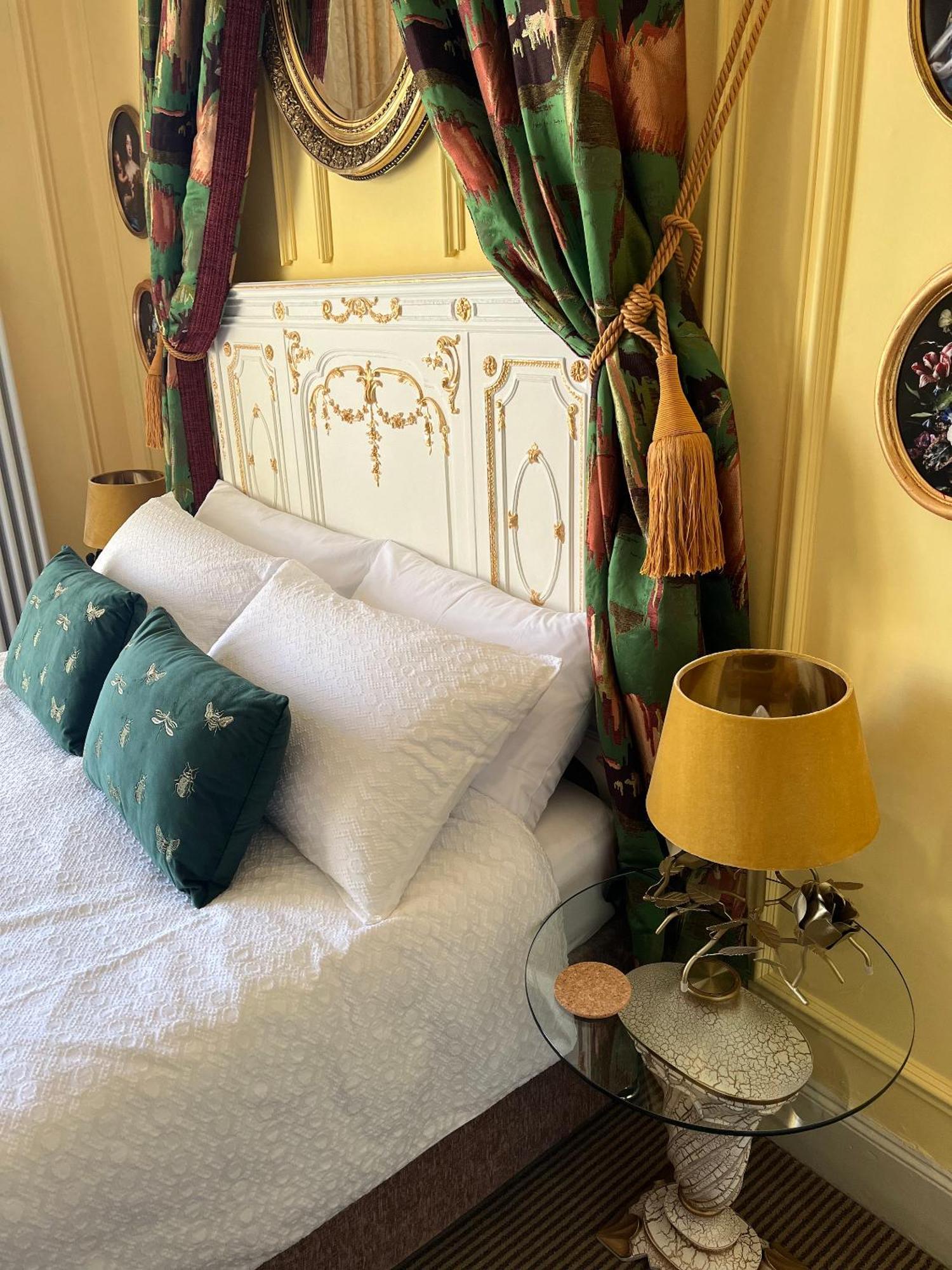 Chez Vivienne Hotel อิลคลีย์ ภายนอก รูปภาพ